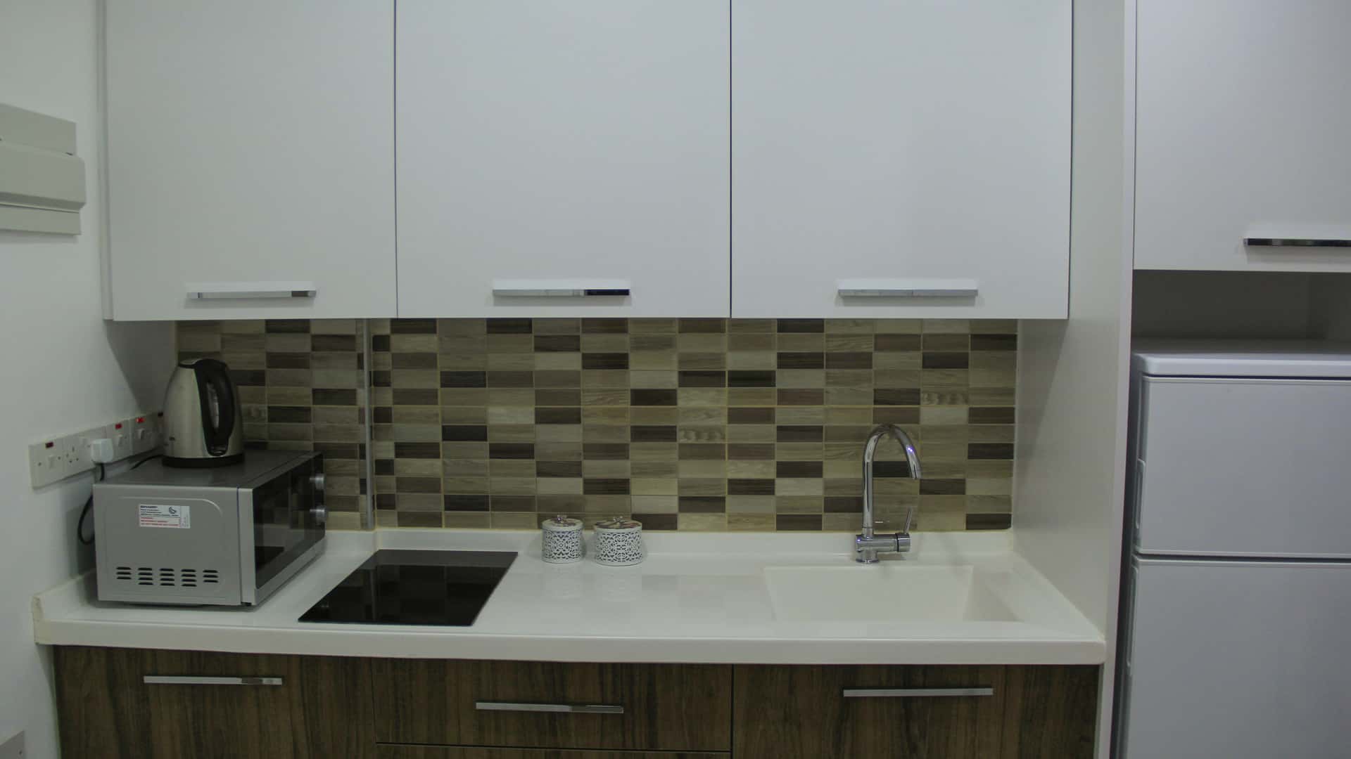 Astra Plus Gallery 15